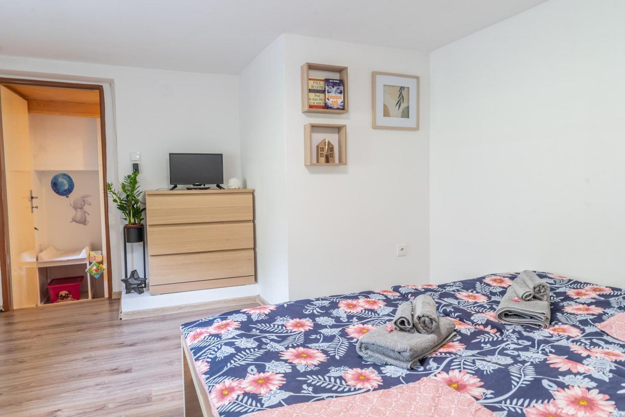 Vila Dum C. 28 Bystré Exteriér fotografie